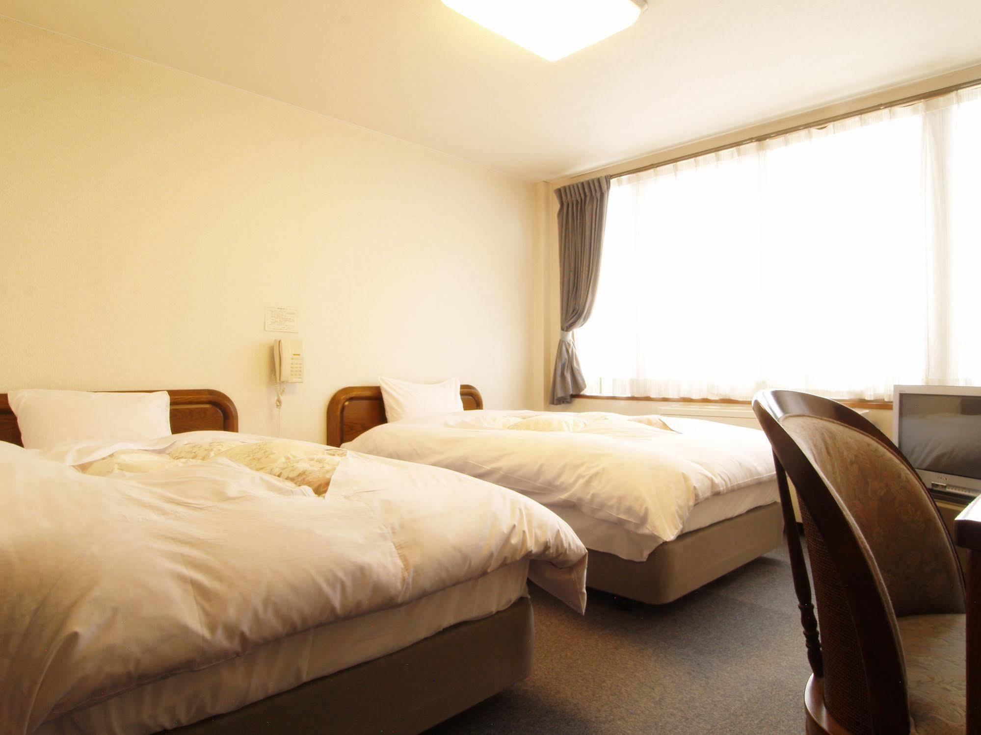 Central Inn Hakuba Ngoại thất bức ảnh
